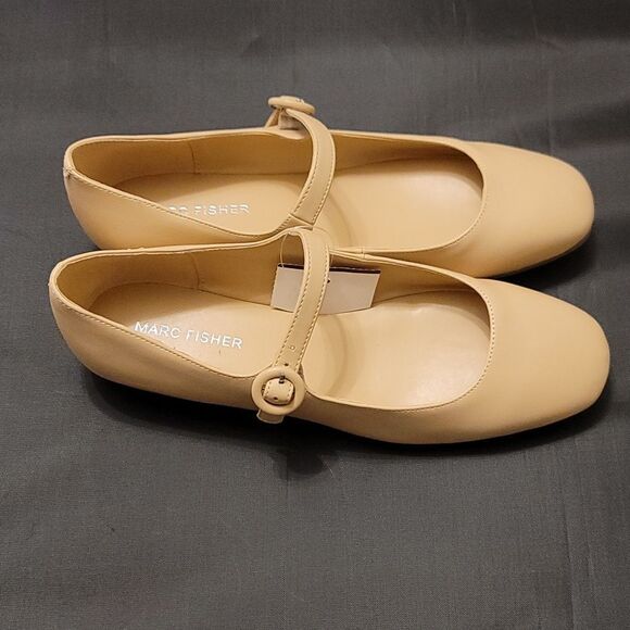 BRAND NEW  MARC MARY JANE CHUNKY LOW  HEEL ROUND TOE ANKLE STRAP FLATS - Picture 4 of 16